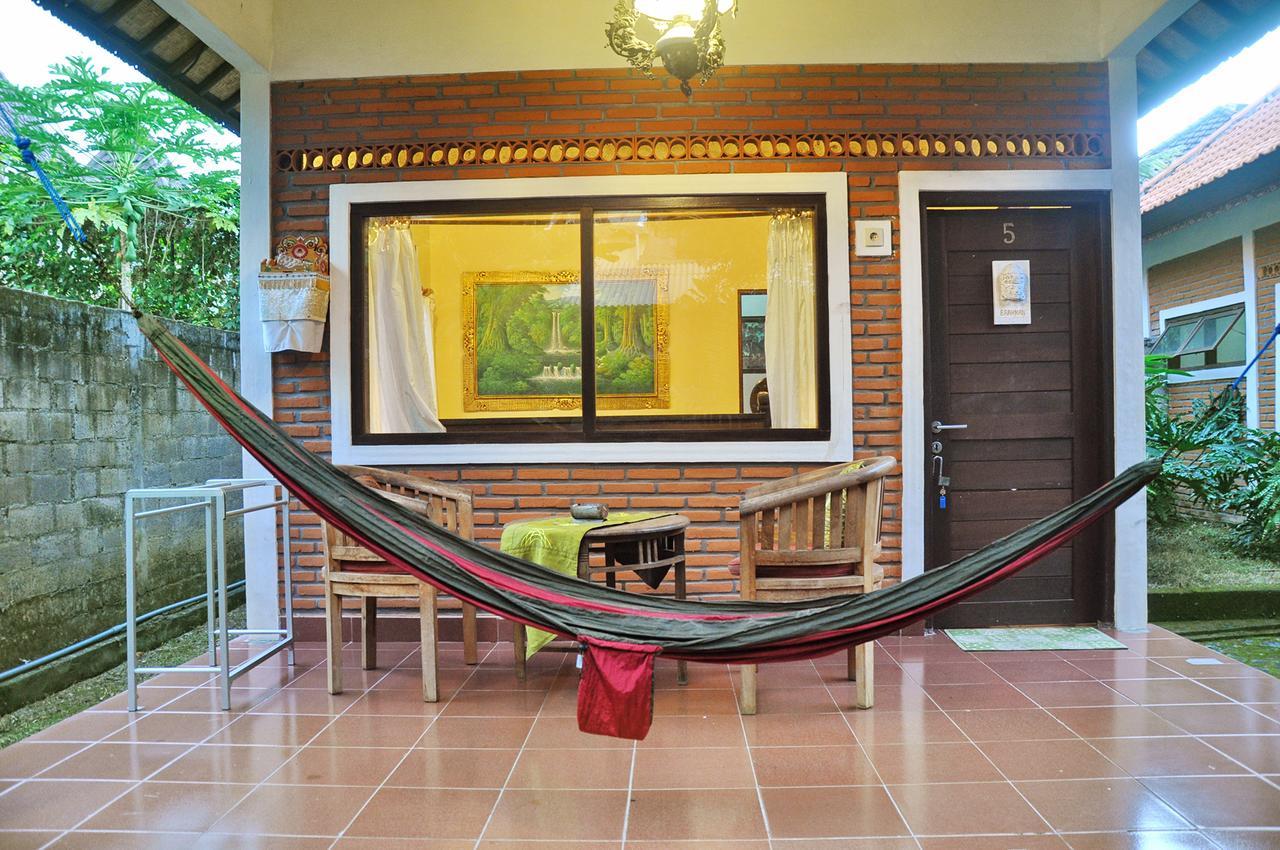 A Pousada Soni Backpacker House Ubud Exterior foto