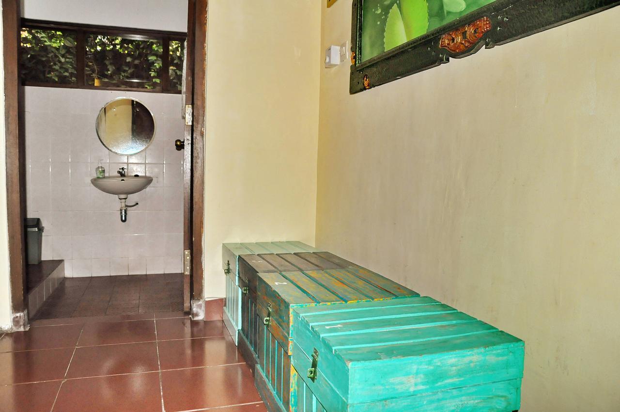 A Pousada Soni Backpacker House Ubud Exterior foto