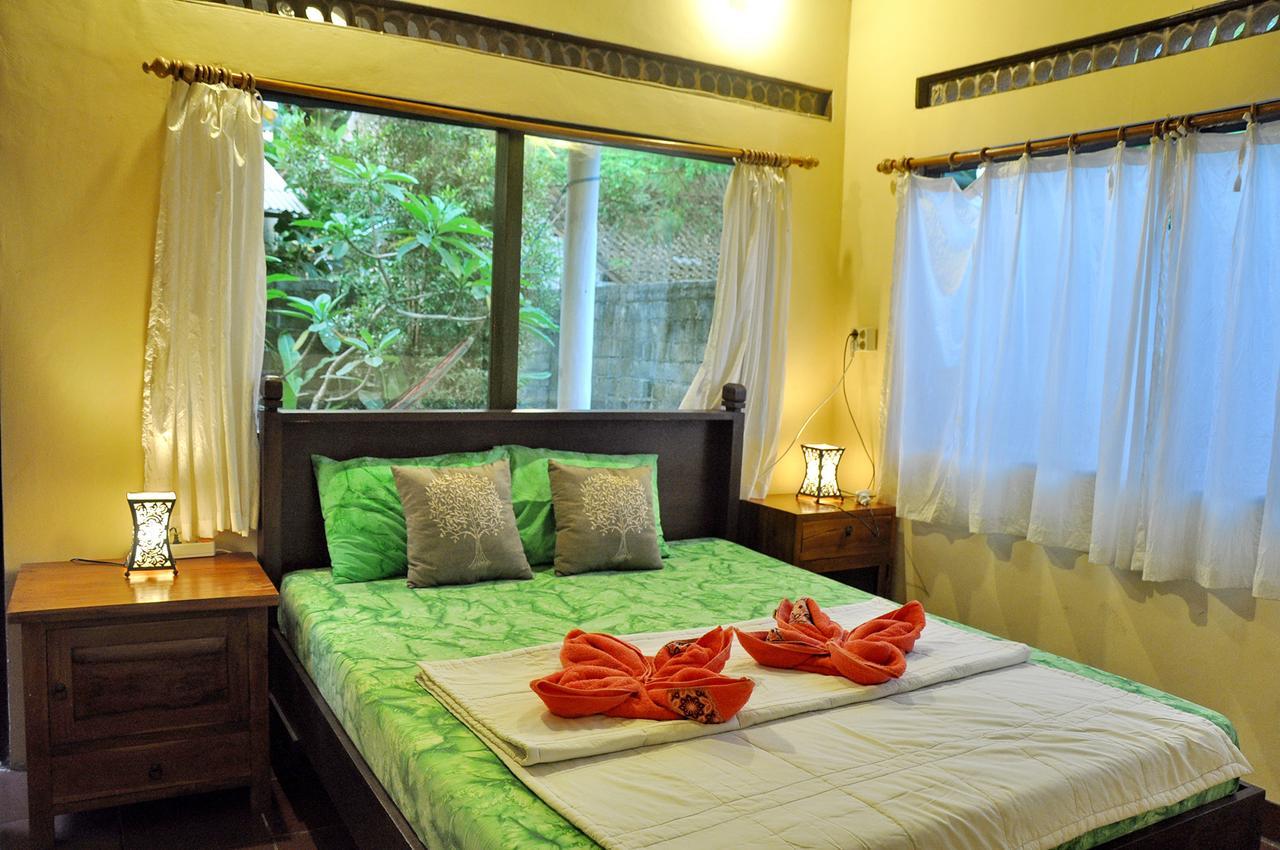 A Pousada Soni Backpacker House Ubud Exterior foto